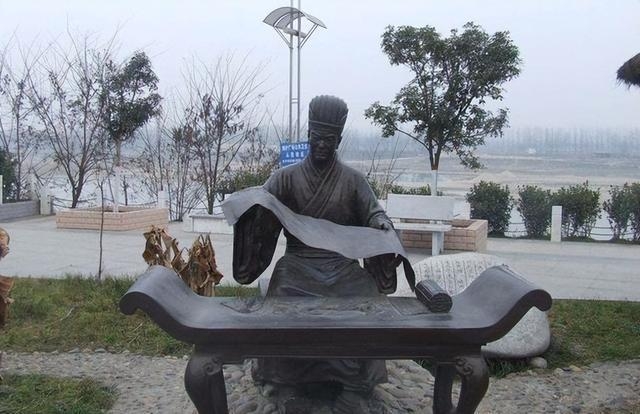 蔡倫改進(jìn)造紙術(shù)，對(duì)中國(guó)后來(lái)的影響有多大？